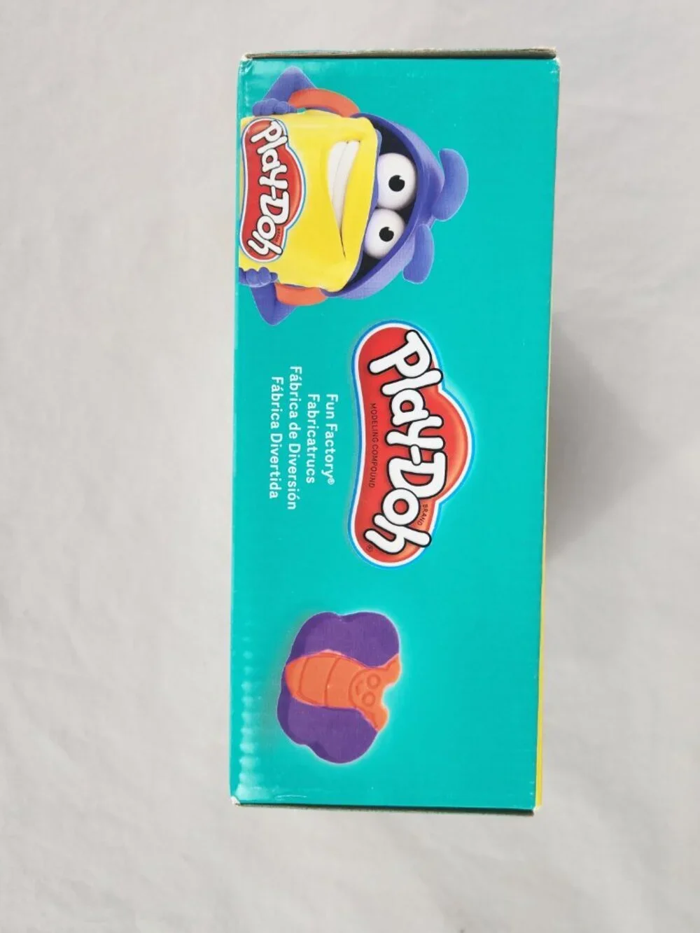 New Play Doh Fun Factory Set Modeling Clay Art Sculpting 2015